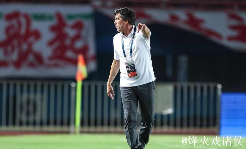河南队主帅拉莫斯:塑造更具攻击性的美丽足球 河南队主帅拉莫斯:塑造更具攻击性的美丽足球